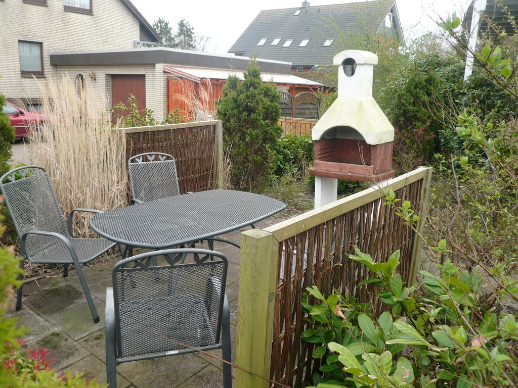 "Haus Am Deich" Appartement Cuxhaven Buitenkant foto